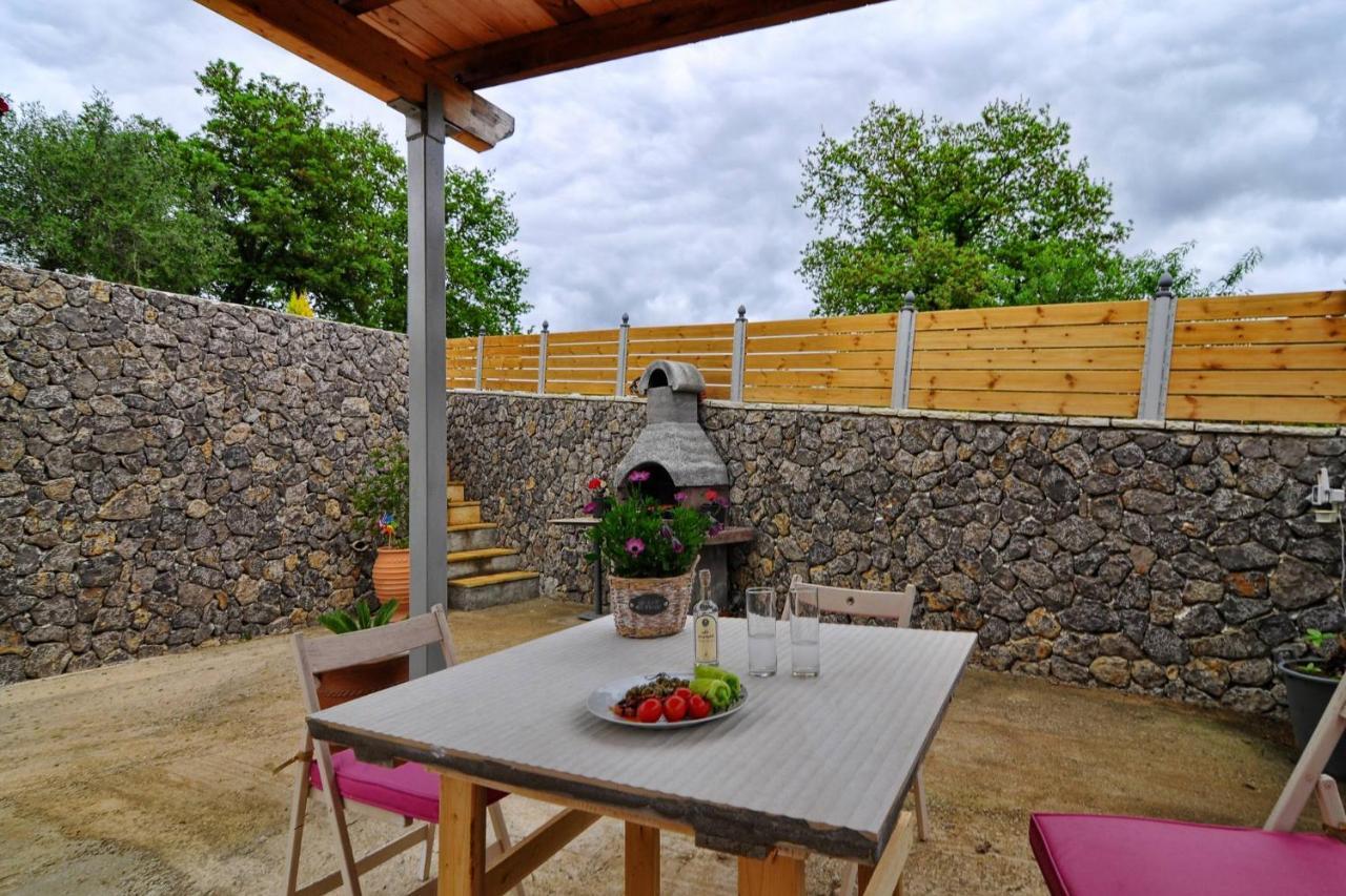 Villa Zoi Pelekas Bagian luar foto